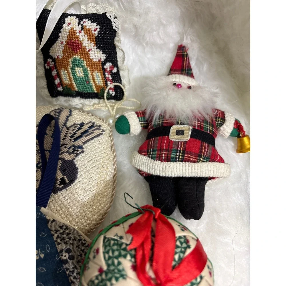 Vintage Ornament Grandma Needlepoint Santa Nativity Multi Excellent Decor